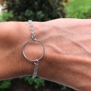 GB13 | Classy Ring Double Silver Toned Bracelet